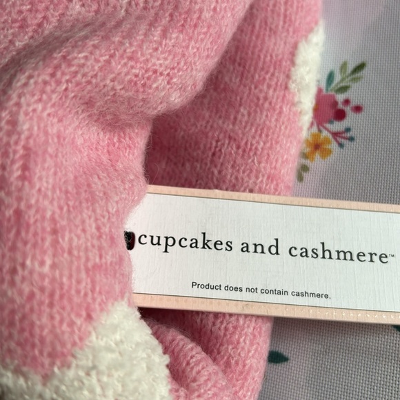 Cupcakes and Cashmere Crew Sweater Medium NWT Women’s Pink & White So Soft 🩷🤍🩷 - Picture 12 of 13
